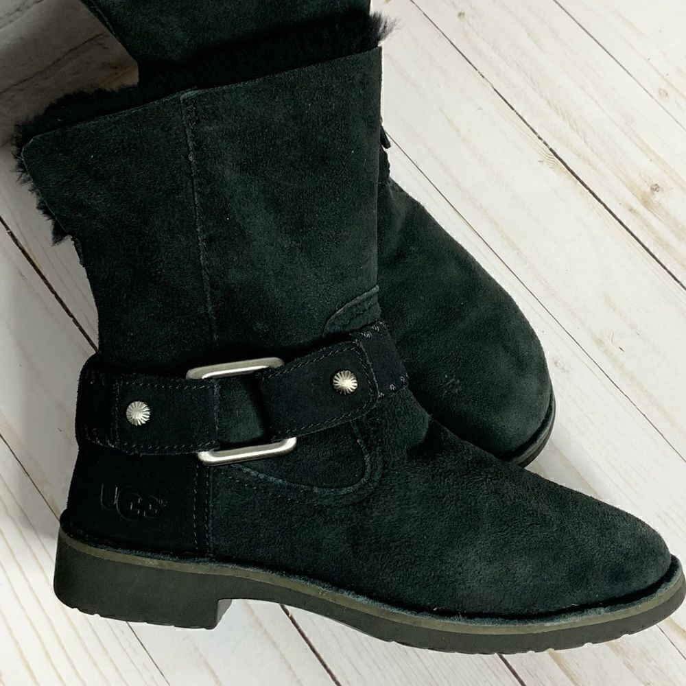 Ugg Cedric Black fur lined leather boots - Picture 6 of 16